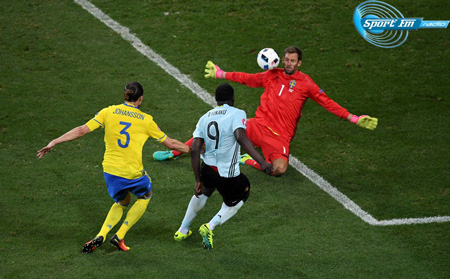 İbrahimoviçin İsveç millisindəki son oyunu - FOTOREPORTAJ