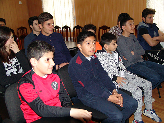 Azərbaycanlı uşaqlar daha çox hansı ölkənin qapıçılarına oxşamaq istəyir? - FOTO, VİDEO